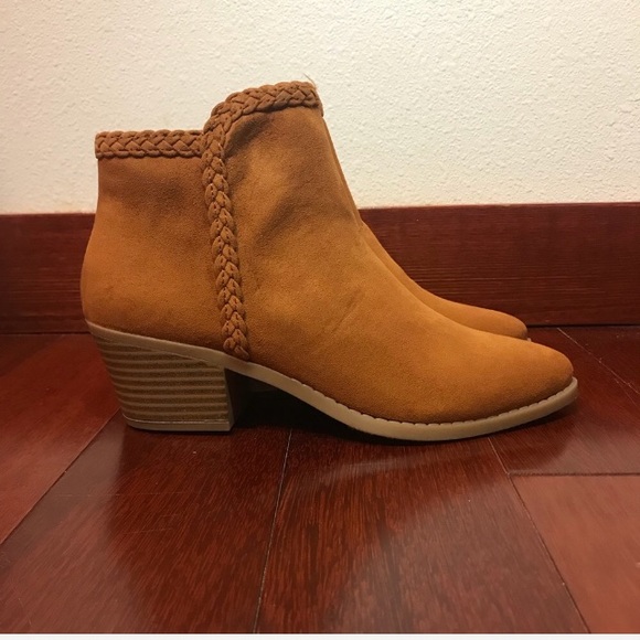 NWT Faux Suede Braided Ankle Booties - Picture 3 of 5